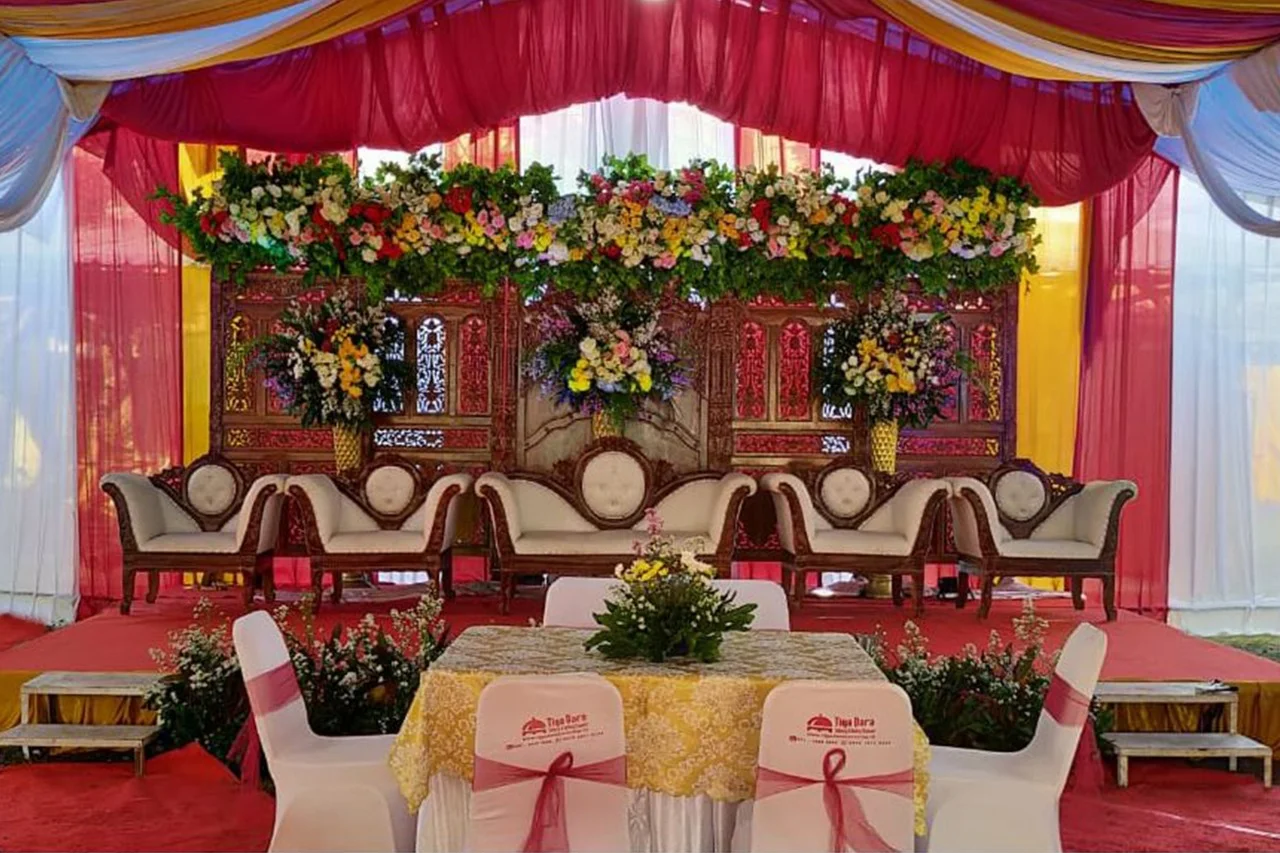 tiga_dara_Paket Pernikahan di Rumah_PAKET PERNIKAHAN ADAT DI RUMAH TANPA CATERING
