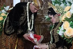 tiga_dara_Entertainments_PROSESI ADAT JAWA LENGKAP (PANGGIH & CUCUK LAMPAH)
